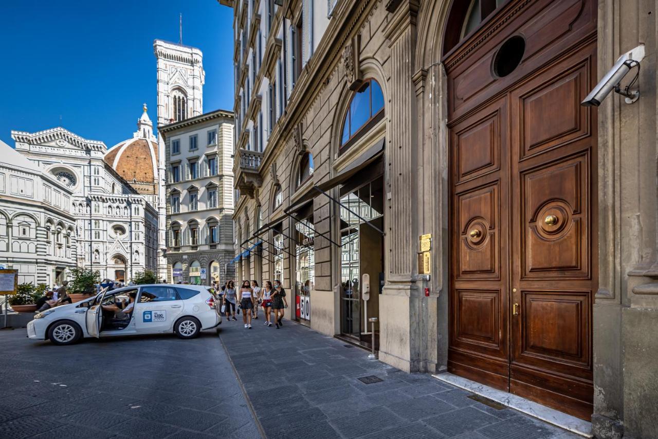 Duomo Palace Florence Exterior photo